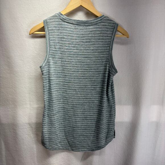 Athleta Striped Tank Top - Size XS - Excellent Condition! - Picture 4 of 5